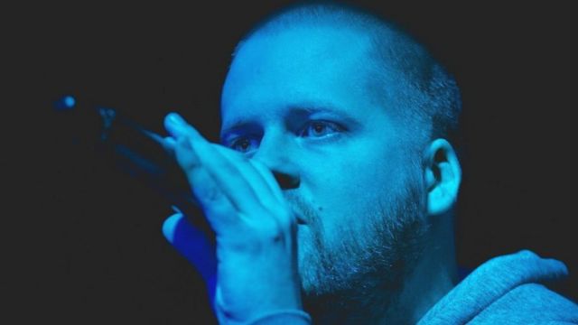 Дмитро "Вожык" - виконує хіп-хоп білоруською мовою, а також вчить дітей білоруським народним пісням