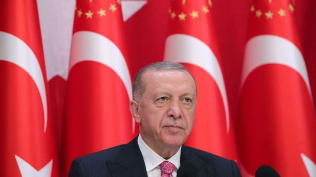 مورات یشیلتاش، تحلیلگر می‌گوید که آقای اردوغان به دنبال تغییر دیدگاه اروپایی‌ها نسبت پ‌ک‌ک است
