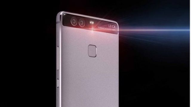 Huawei P9 uses Leica dual-lens camera tech to refocus - BBC News