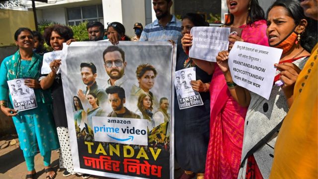 Supporters of"Indian People's Party" They protest against the content of the series