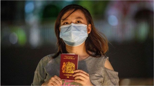 目前香港約有30萬人持有BNO護照（Credit: Getty Images）