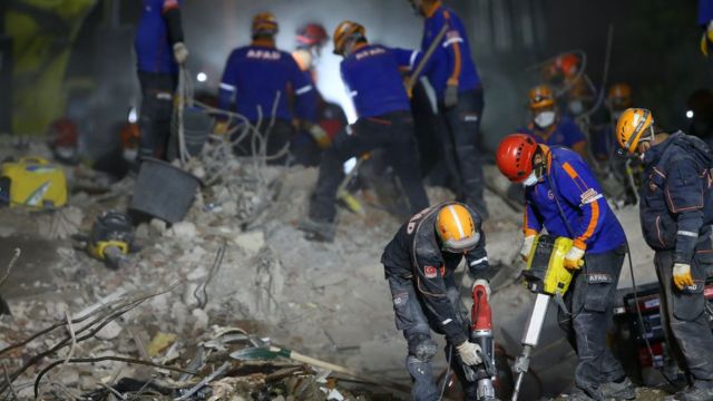 İzmir depreminde arama kurtarma çalışmaları sona erdi