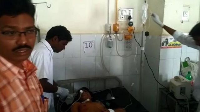 হাসপাতালে কিশোরের দেহ