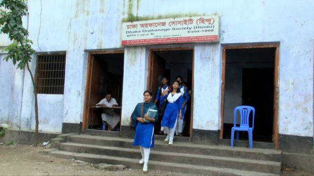 ঢাকার ফরাশগঞ্জে একটি অনাথ আশ্রম।