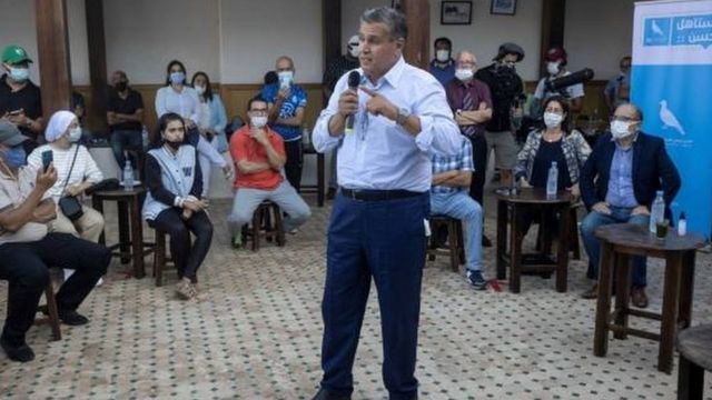 عزيز أخنوش وزير الفلاحة وزعيم حزب التجمع الوطني للأحرار خلال حملة انتخابية