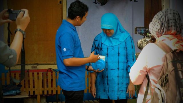 'Miraculous' mosquito hack cuts dengue by 77%