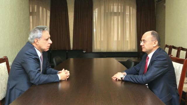 Seyran Ohanyan və Vardan Oskanyan