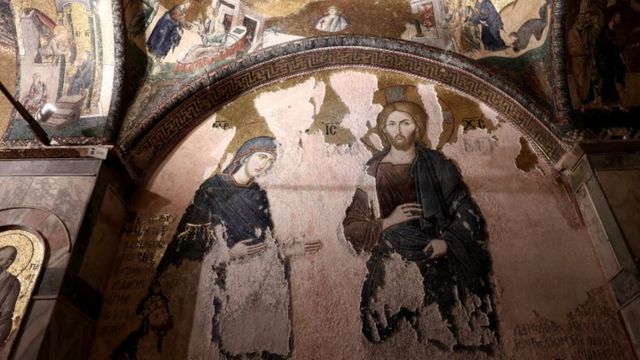 خورا، کلیسای متعلق به دوران قرون وسطی است