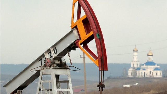 Росія витратила нафтогазові кошти спочатку на кризу, а тепер - на пенсії