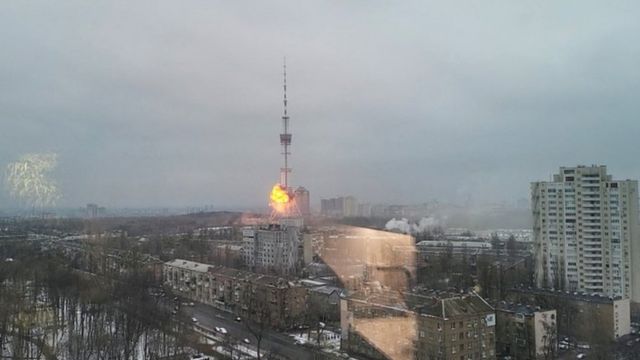 ロシア、首都のテレビ塔砲撃 ウクライナ第二都市の中心部に巡航ミサイル攻撃 - BBCニュース