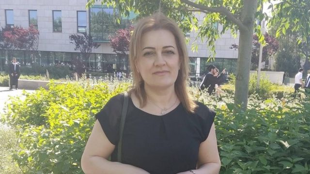 Fərid Səfərlinin anası: "İranda sevdiyi qız var imiş. Onunla görüşmək üçün  gedib" - BBC News Azərbaycanca