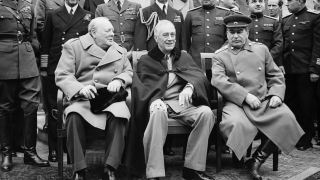 Уинстон Черчилль, Франклин Делано Рузвельт и Иосиф Сталин в Ялте