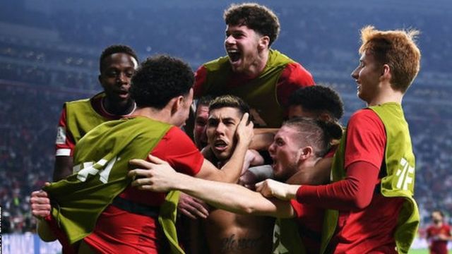 Liverpool celebrate Roberto Firmino's goal
