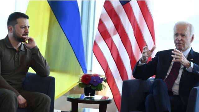 Los presidentes de Ucrania y EE. UU.