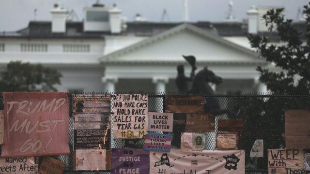 Cerca reforça segurança ao redor da Casa Branca, em Washington DC