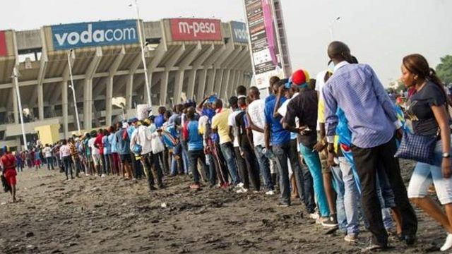 L'engouement que suscite le football en RDC contraste avec les mauvaises conditions d'exercice de ce sport.
