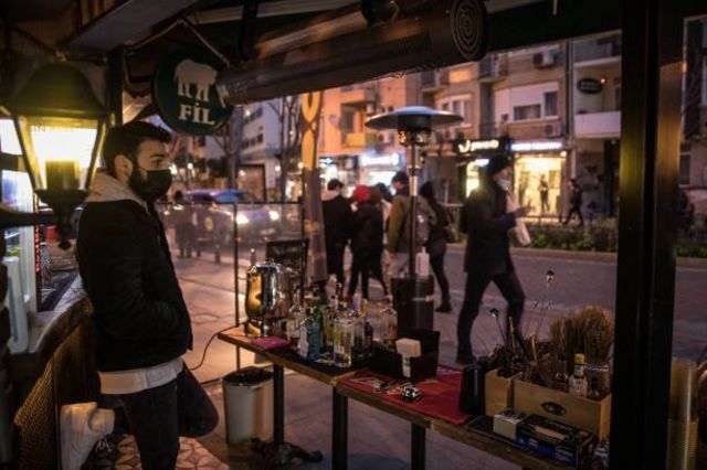 محل لبيع المشروبات الكحولية في تركيا