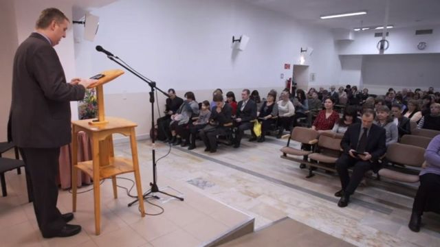 Reunión de Testigos de Jehová en Rusia.