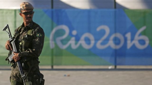 Militar trabalha na segurança da Olimpíada