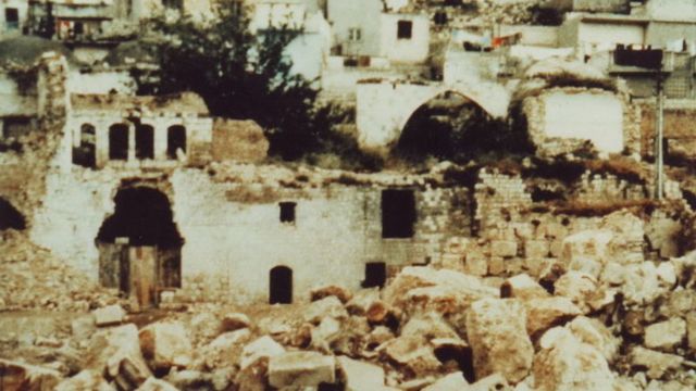 Hama 1982, la matanza secreta de miles de personas con la que la familia Al Asad se aseguró tres décadas de control en Siria - BBC News Mundo