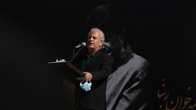 داریوش پیرنیاکان از اینکه عزای عمومی برای شجریان اعلام نشده، انتقاد کرد