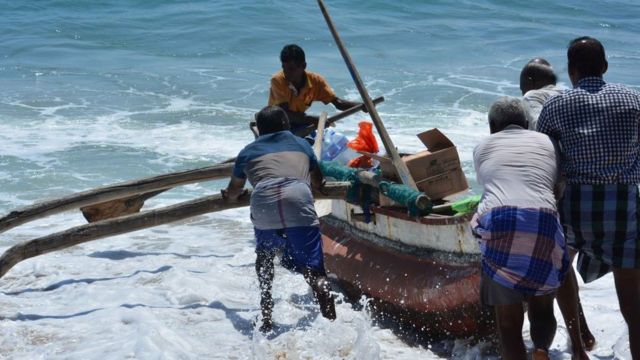 இலங்கை நெருக்கடி மீனவர்கள்