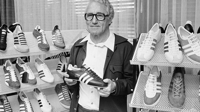 آدولف داسلر و کفش‌های ورزشی که طراحی کرده
