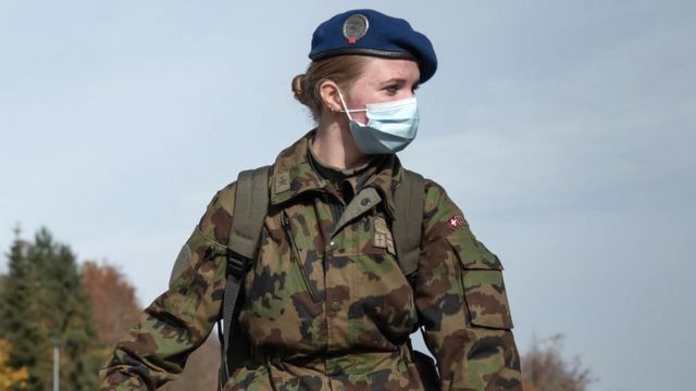 Swiss army reservists wearing protective face masks, 8 November 2020