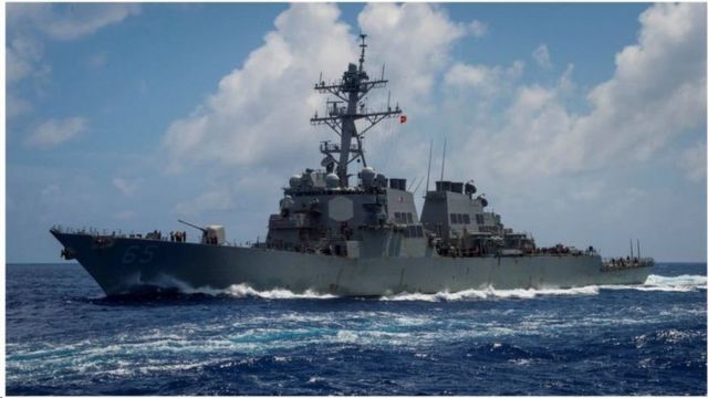 2018年，美国海军伯克级驱逐舰DDG-65班福德（USS Benfold）号是行经台湾海峡的两艘驱逐舰之一。(photo:BBC)