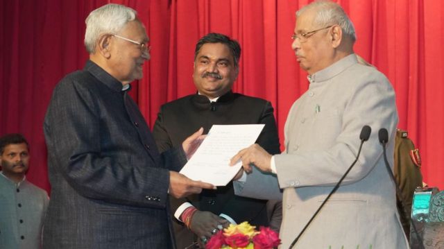 बिहार के राज्यपाल राजेन्द्र विश्वनाथ आर्लेकर और मुख्यमंत्री नीतीश कुमार