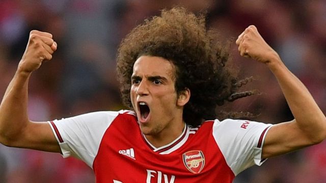 Kasuwar 'yan ƙwallon ƙafa: Makomar Guendouzi, Emerson ...