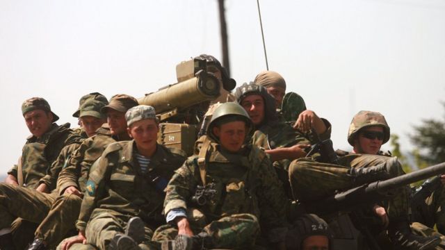 Российские солдаты в окрестностях Гори, 15 августа 2008