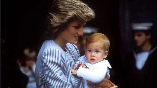 Diana e Harry: 'Spear' descreve o trauma de perder sua mãe, a princesa Diana