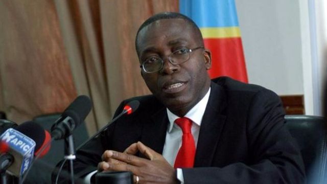 Ikibanza c'umushikiranganji wa mbere kizojamwo uwutavuga rumwe na reta