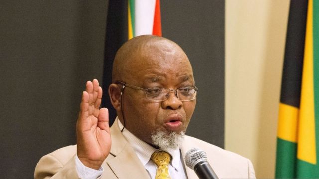 Le ministre sud-africain des mines, Gwede Mantashe, aurait voulu cacher ses relations avec une call-girl.