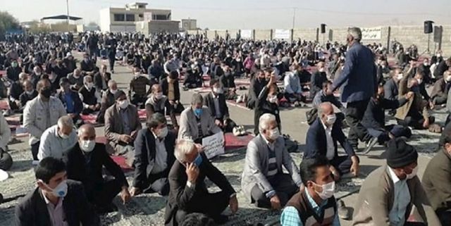 جمعی از کشاورزان در اصفهان در اعتراض به کمبود آب تحصن کردند