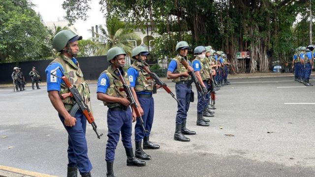 இலங்கை நெருக்கடி