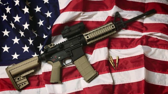 据估计，目前在美国有3.93亿支枪。