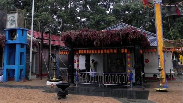 கண்டி கதிர்காமம் முருகன் கோயில்