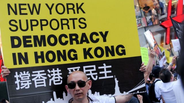 声援香港游行的纽约集会(photo:BBC)
