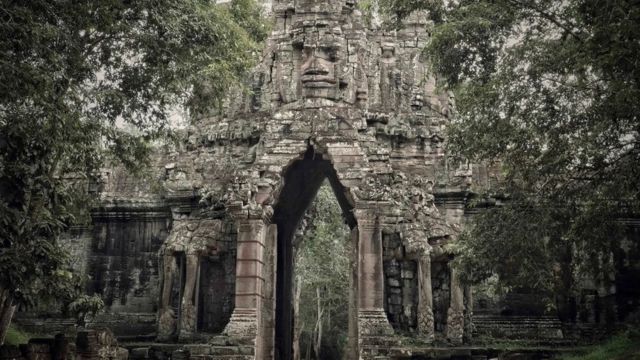 மர்மமான 5 புனித இடங்கள்