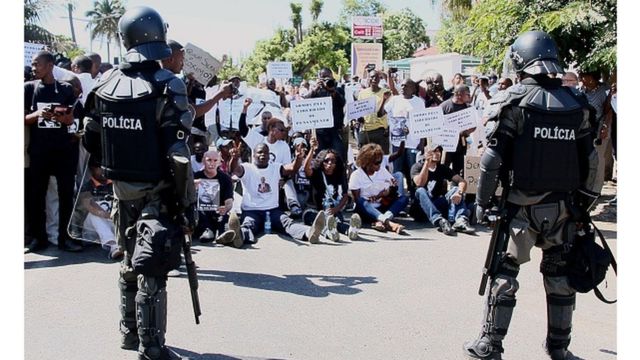 Des policiers mozambicains arrêtés dans le cadre de violentes répressions contre des manifestants sont jugés depuis mardi 12 mai