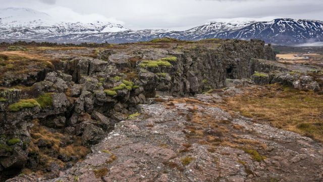Grieta de la corteza terrestre en Islandia