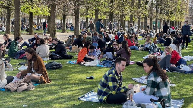 People in Luxembourg Park