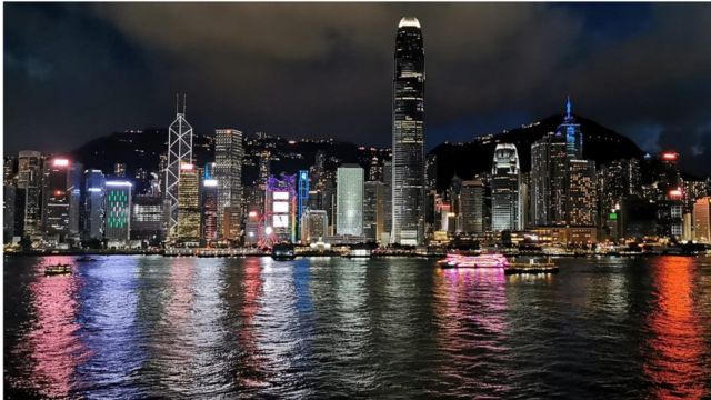 香港维多利亚港夜景。(photo:BBC)