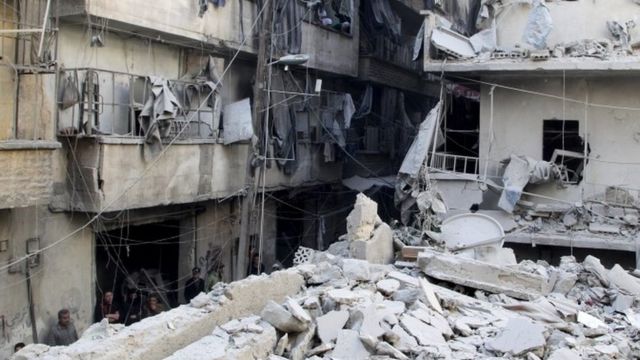 空爆を受けたシリア北部アレッポの反体制派の掌握地域(今月11日)