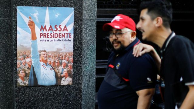 Cartaz de campanha de Sergio Massa