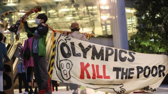 olimpiyat karşıtları protesto