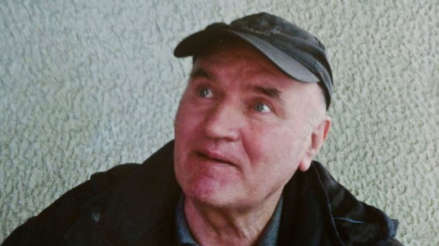 Ratko Mladic poco después de su arresto en 2011
