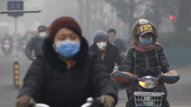 中国大気汚染 北京で初の最高 赤色警報 cニュース